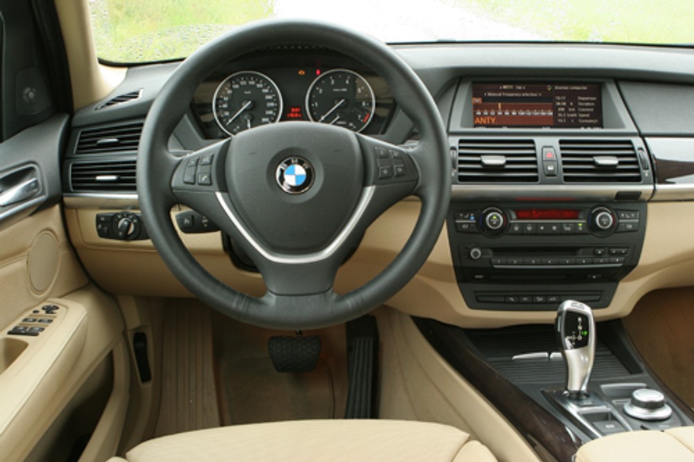BMW X5 - Piąty wymiar luksusu