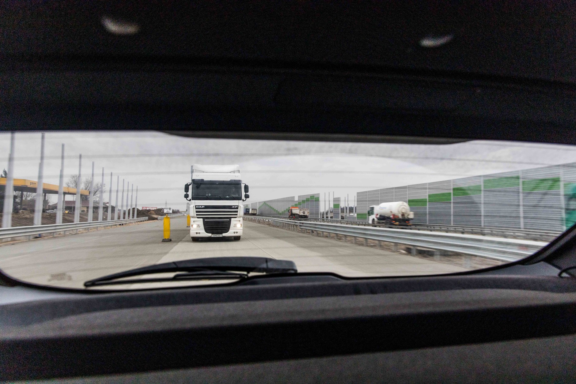 To standardowy obrazek podczas stosowania się do limitów na zwężeniach