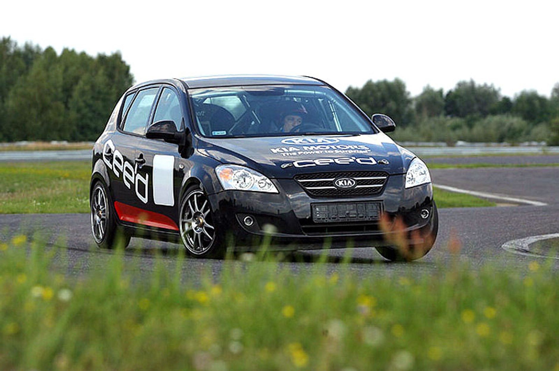 Kia Cee´d Cup 2008: Inicjatywa polskiego importera
