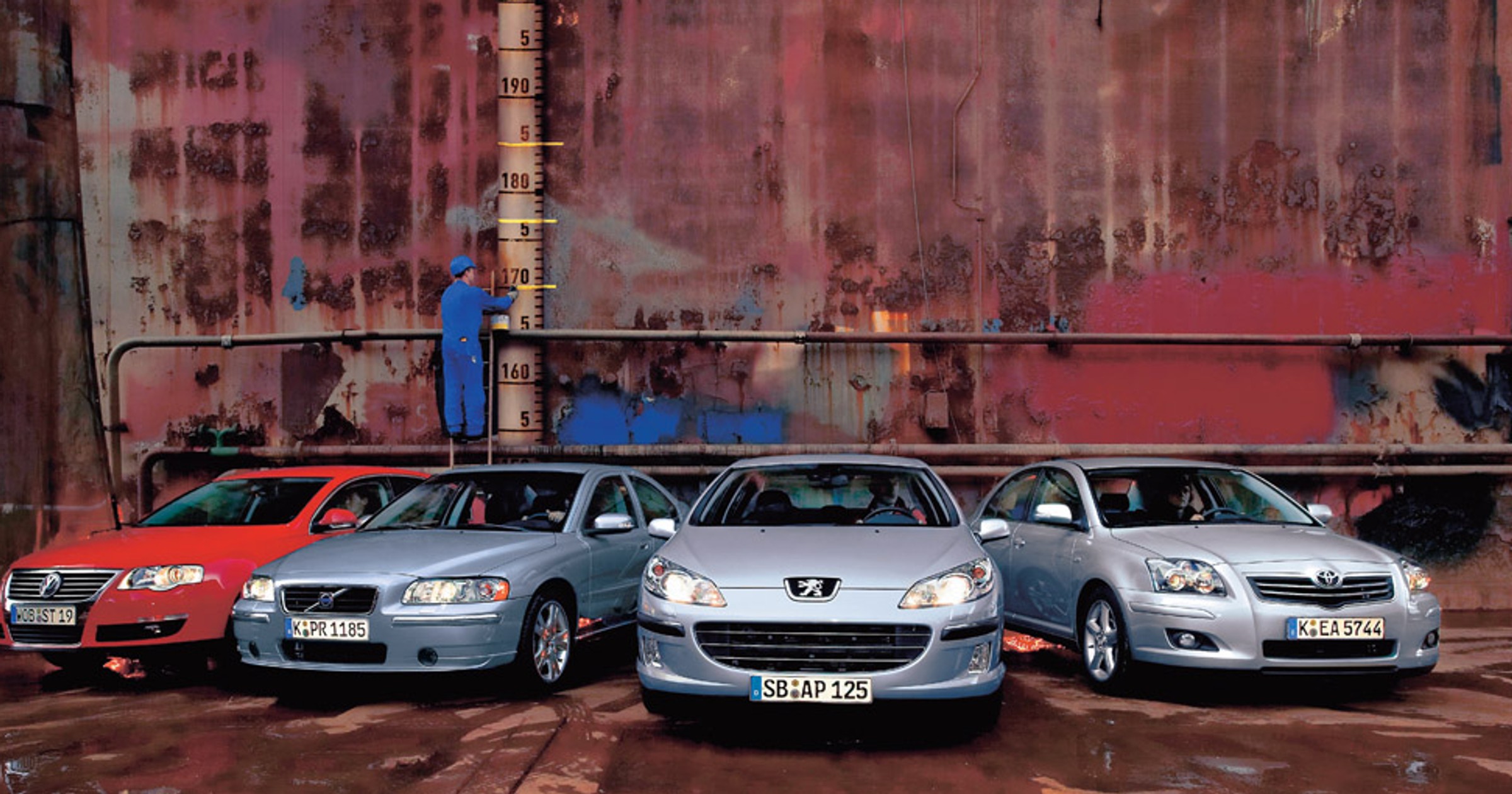 Peugeot 407 kontra Toyota Avensis VW Passat i Volvo S60: porównanie sedanów z silnikiem Diesla