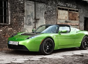 Tesla Roadster: perpetuum mobile