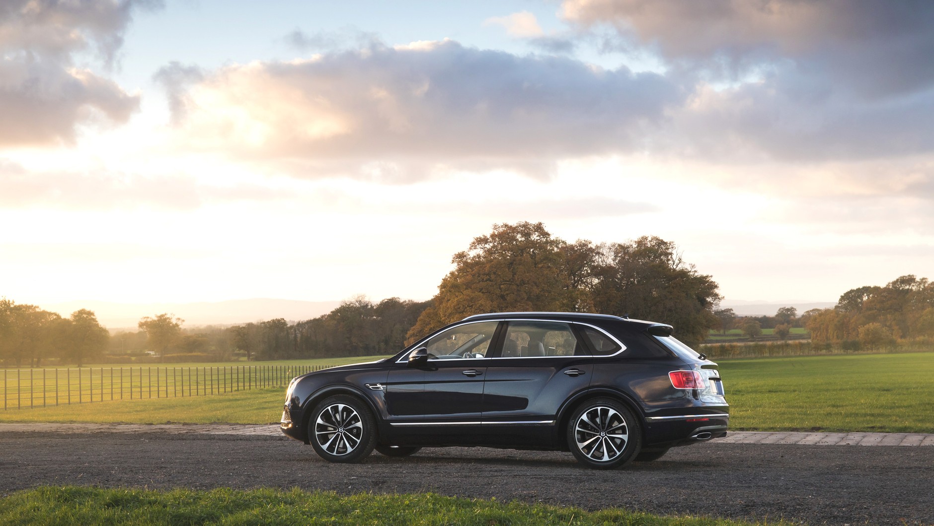 Bentley Bentayga Mulliner w wydaniu Purdey. Na razie powstał jeden egzemplarz.