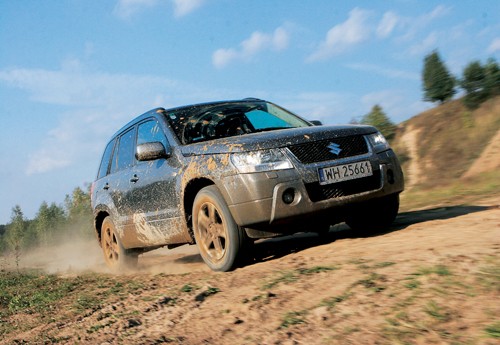 SUV mocno uterenowiony