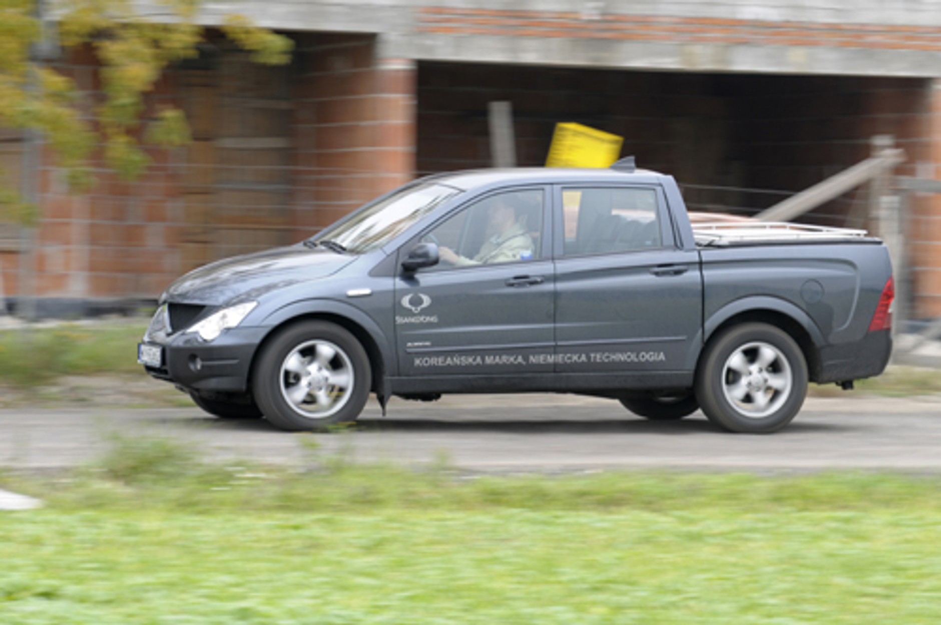 Ssangyong Actyon Sports 200 XDI aut. Elegance - Mistrz zmiany