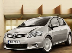 Toyota Auris 2010: Ewolucyjnie lepsza. Nowe silniki, ceny i wyposażenie