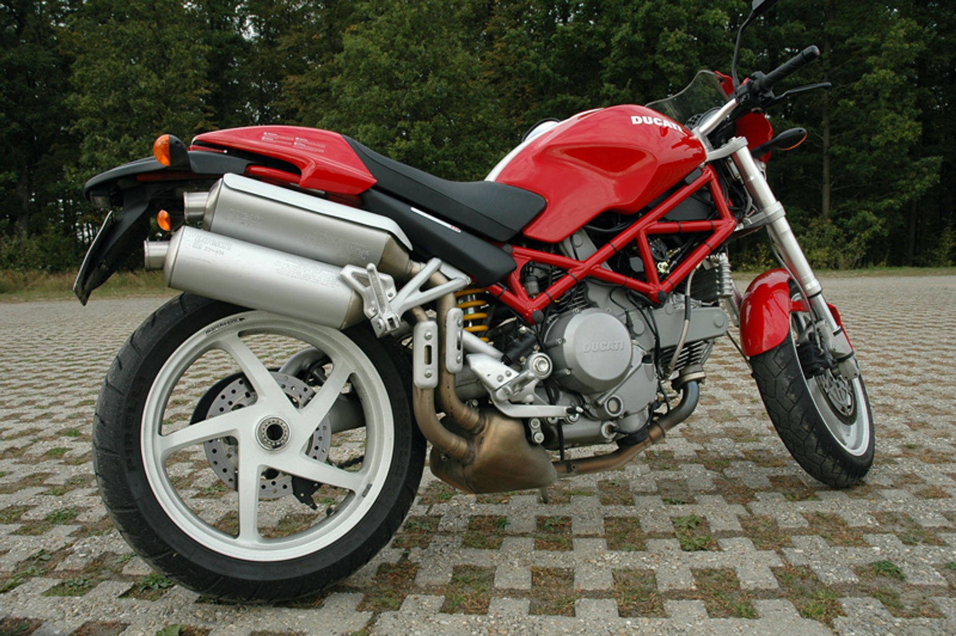 Ducati Monster S2R – włoska żyleta (test)