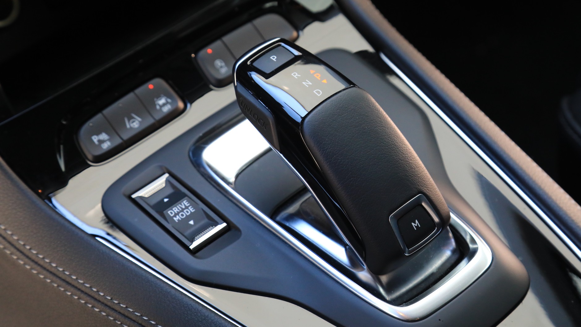 Opel Grandland – automatyczna skrzynia sprawnie i bez szarpnięć zmienia przełożenia