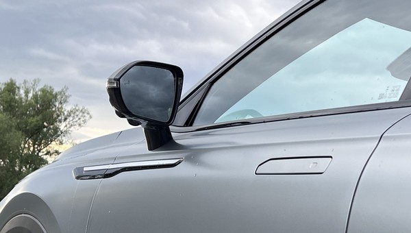 Omoda 9 Super Hybrid