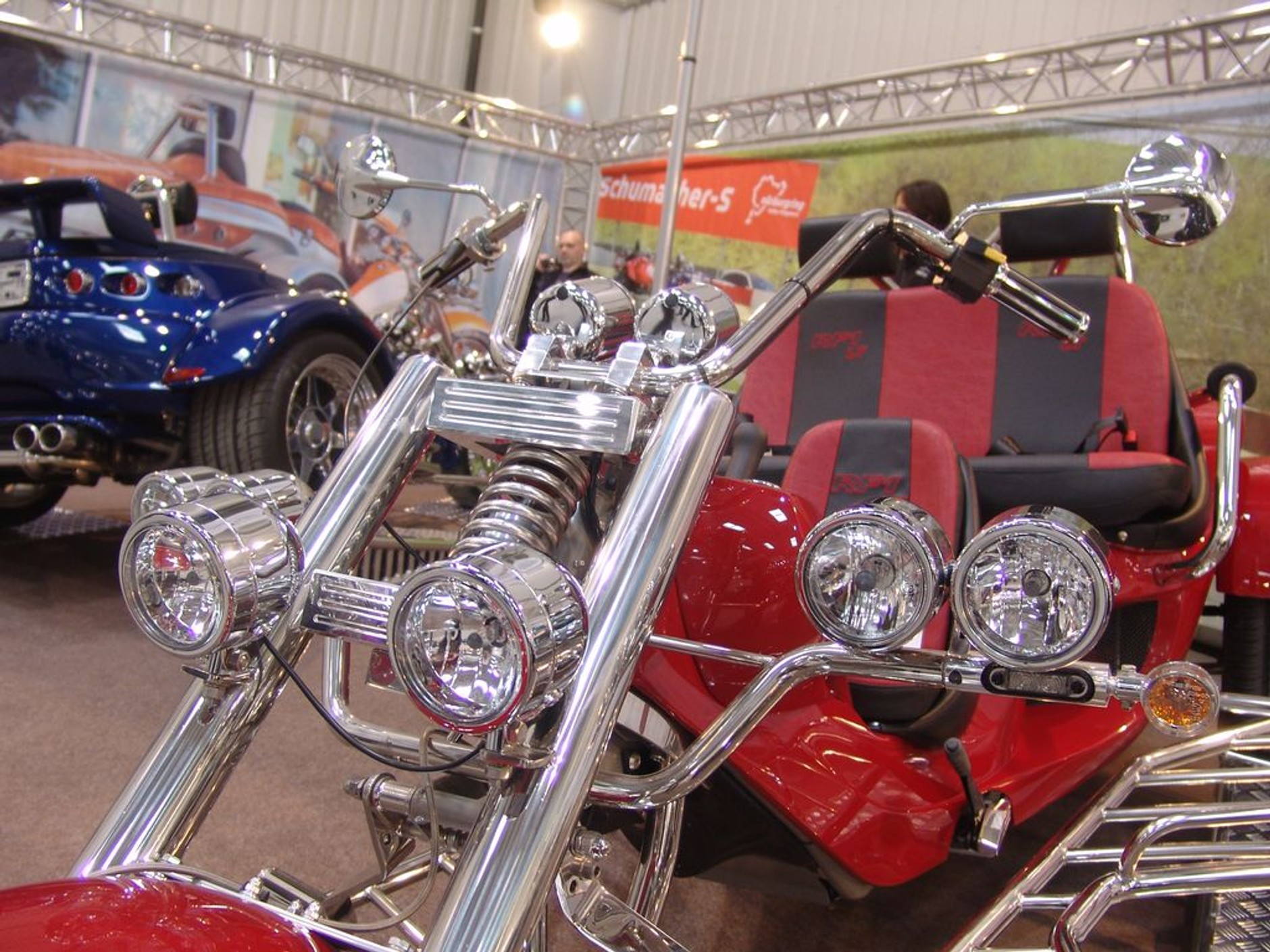 III Ogólnopolska Wystawa Motocykli i Skuterów: premiery i atrakcyjne hostessy (galeria)