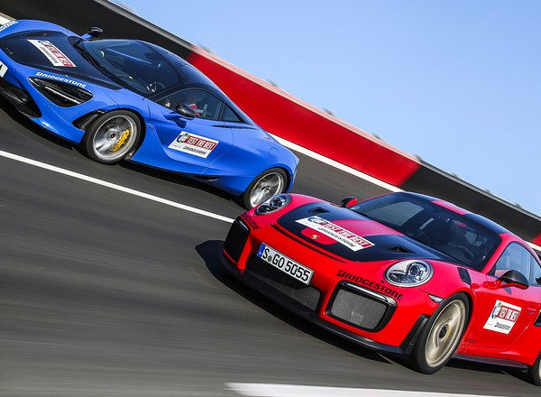 Porsche 911 GT2 RS kontra McLaren 720S - szybko jeździć ty musisz