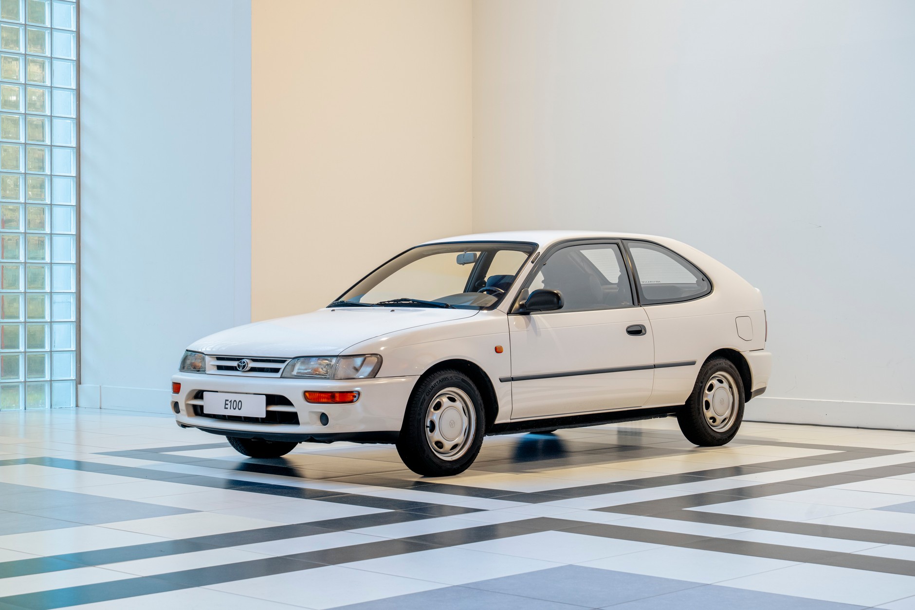 Corolla E100