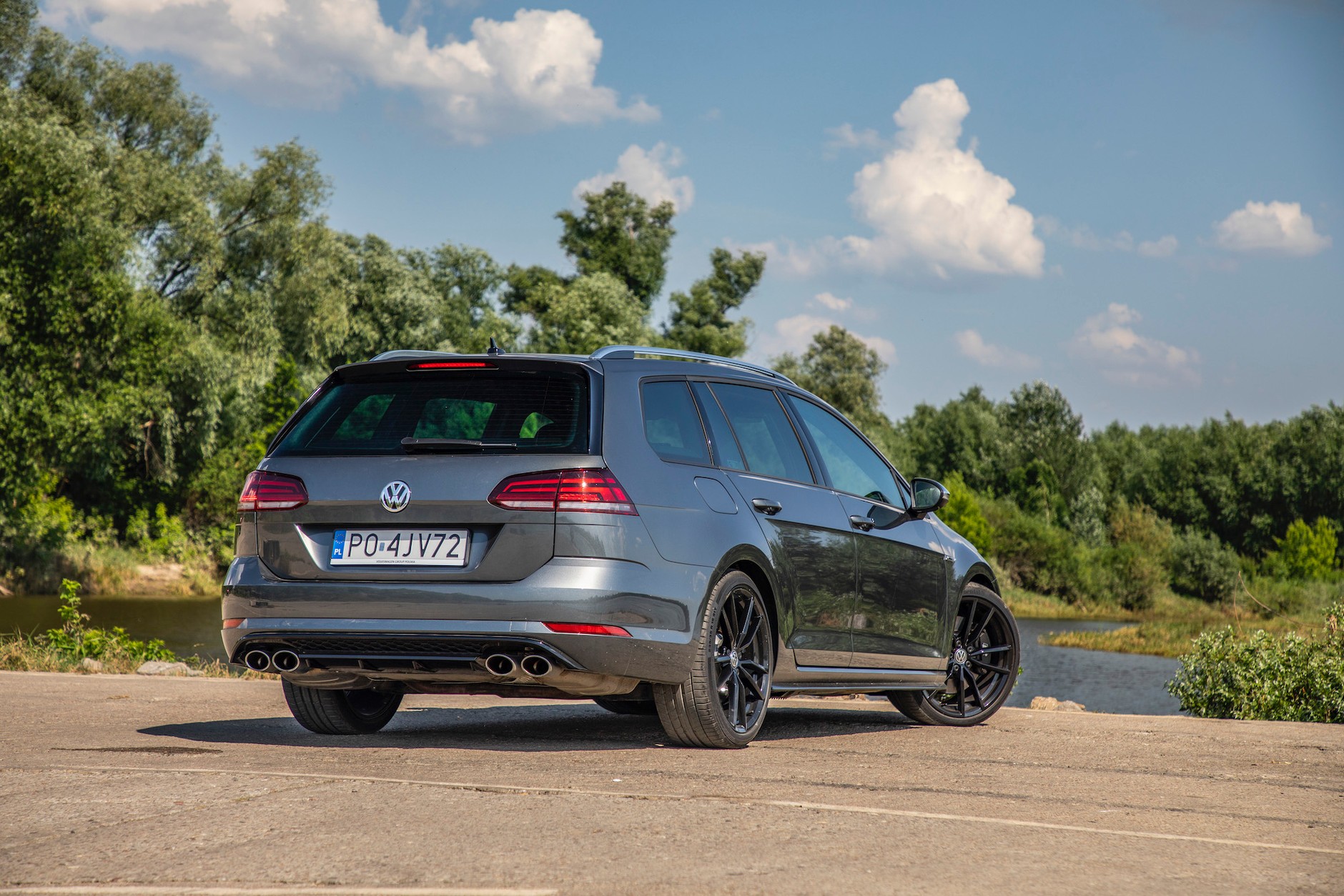 Volkswagen Golf R Variant – waRiant wyścigowy