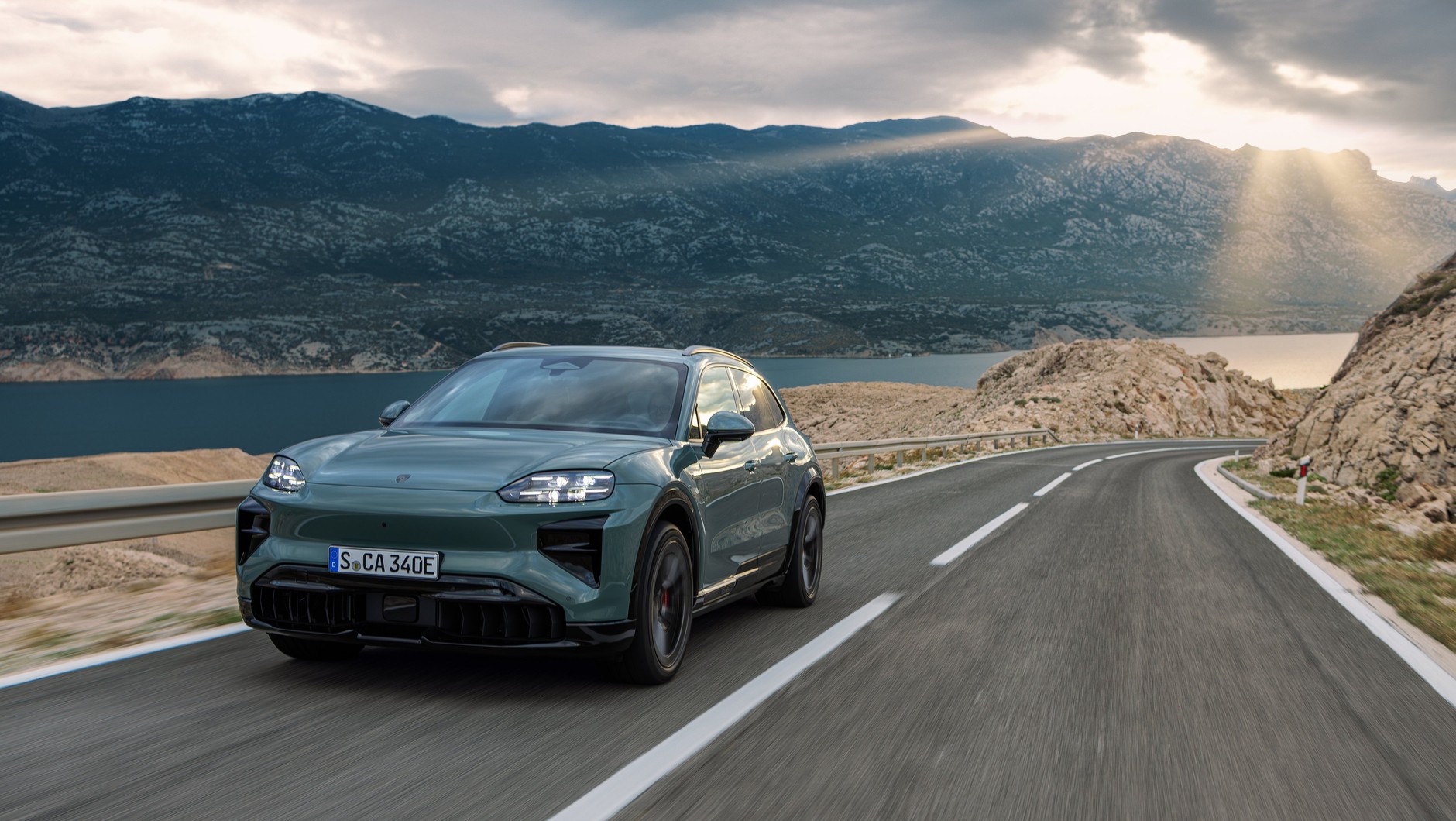 Porsche Cayenne Turbo Electric 2025