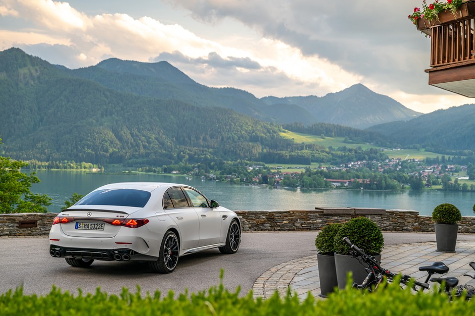 Mercedes-AMG E53 Hybrid 4MATIC+