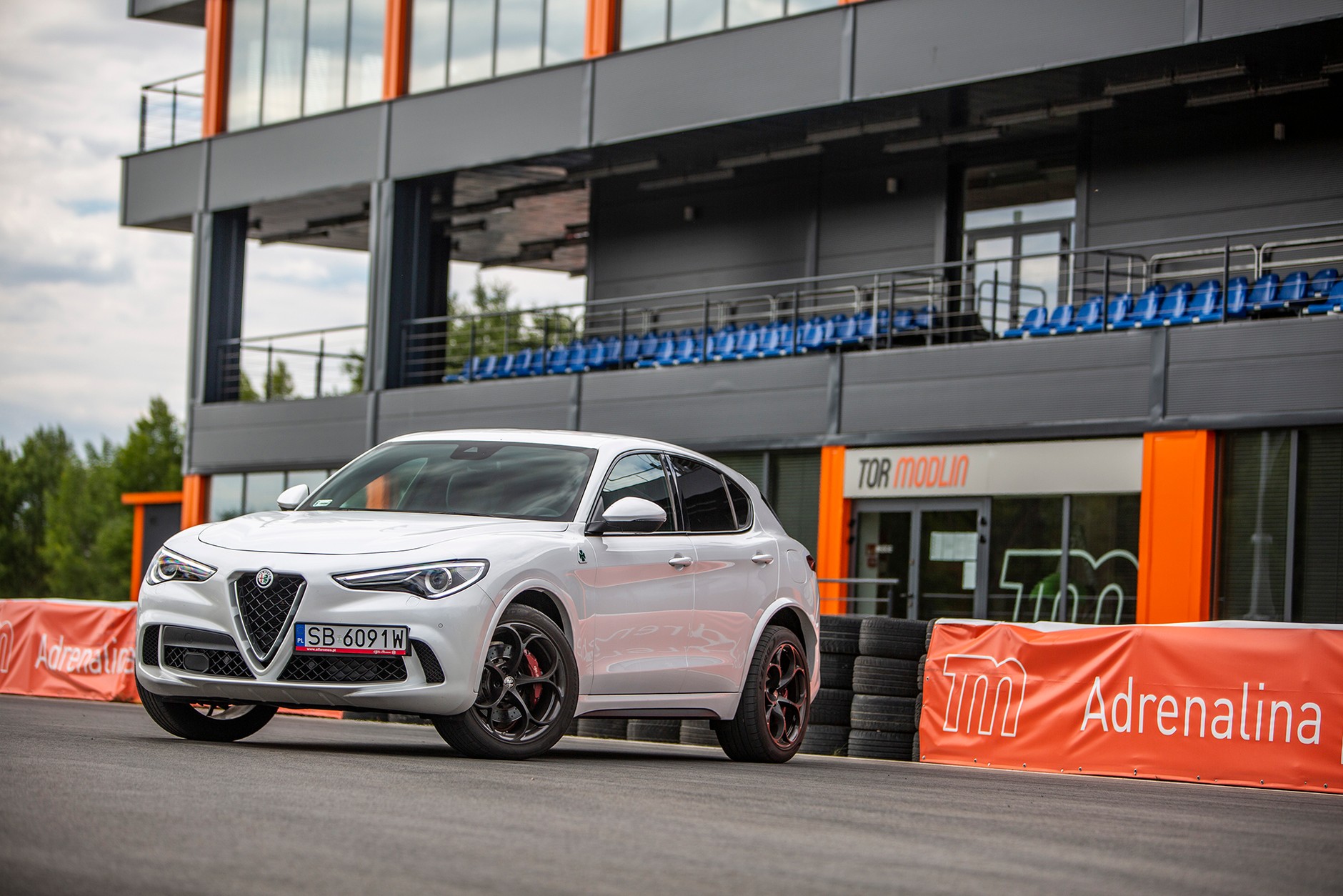 Alfa Romeo Stelvio Quadrifoglio - ekstraklasa szybkich SUV-ów