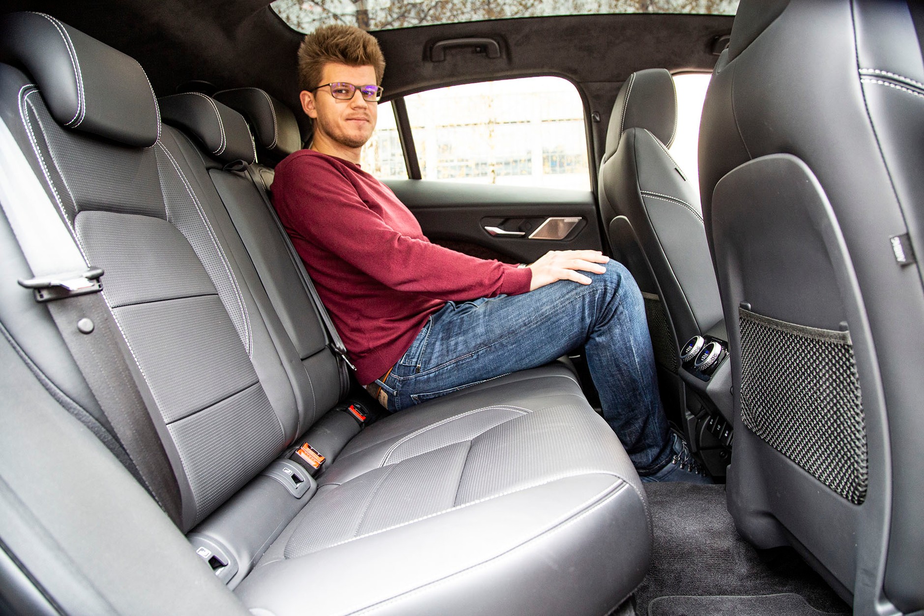 Jaguar i-Pace - czy jest lepszy od Tesli?