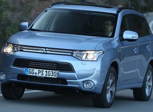 Jak działa napęd w Mitsubishi Outlander PHEV