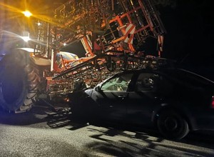 Uwaga na traktory! Groźny wypadek z udziałem rolnika mógł skończyć się gorzej