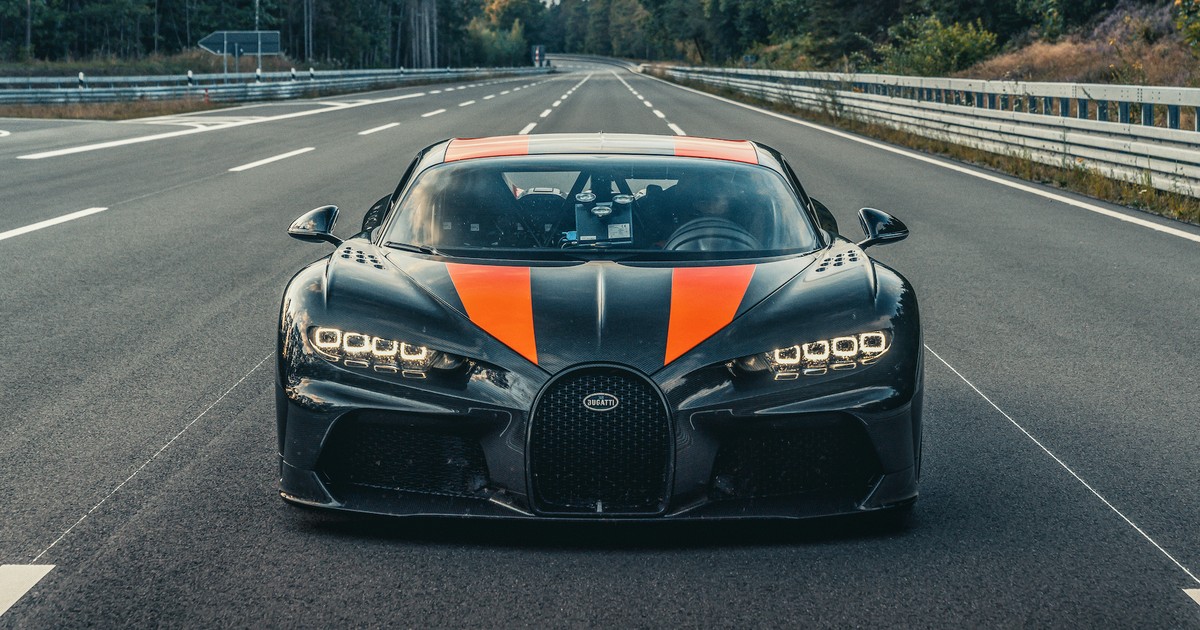 Bugatti Chiron Super Sport 300+ bez przedniej tablicy rejestracyjnej