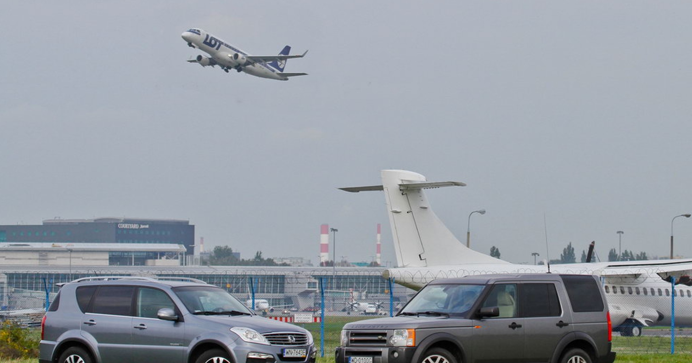 Discovery 3 vs Rexton W