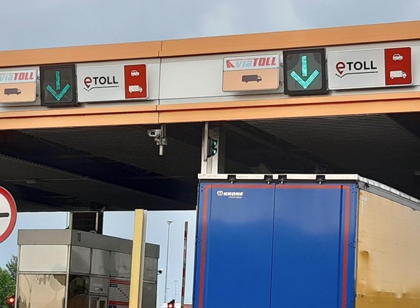 Nowe stawki e-Toll od 2023 r. Przewoźnicy zapłacą więcej