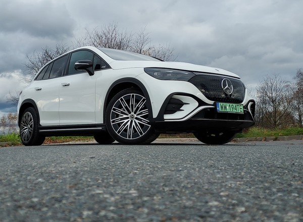 Czy luksusowy, elektryczny SUV może być lepszy niż odpowiednik z silnikiem Diesla? Odpowiedź jest jednoznaczna