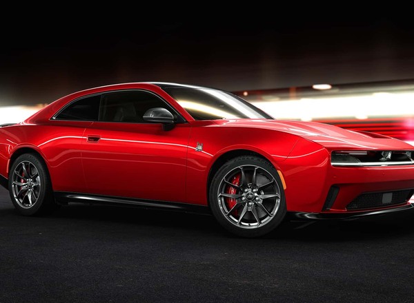 Nowy Dodge Charger już oficjalnie. Są dwie wersje. Żadna nie ma pod maską V8