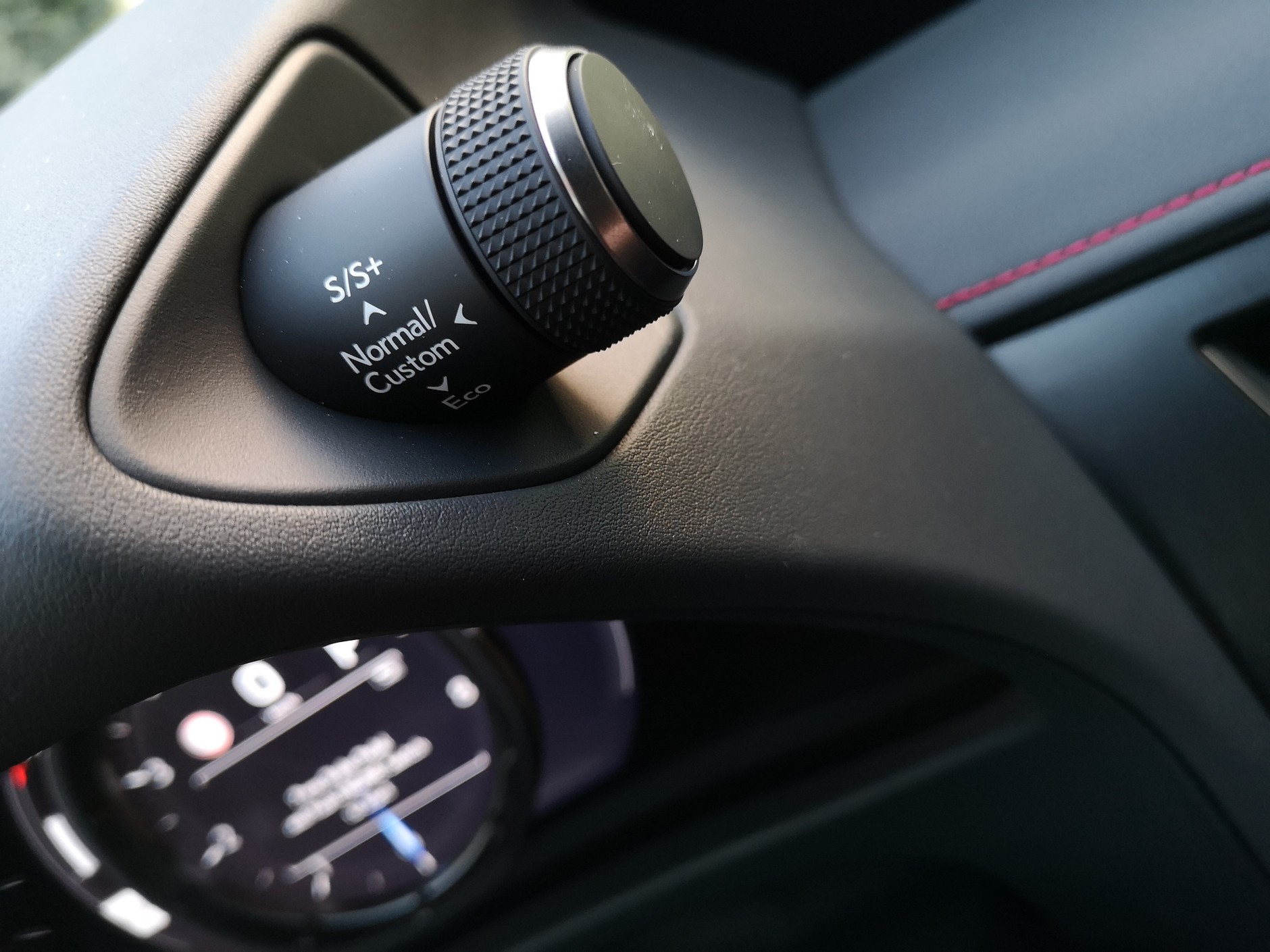 Lexus UX 200 F Sport