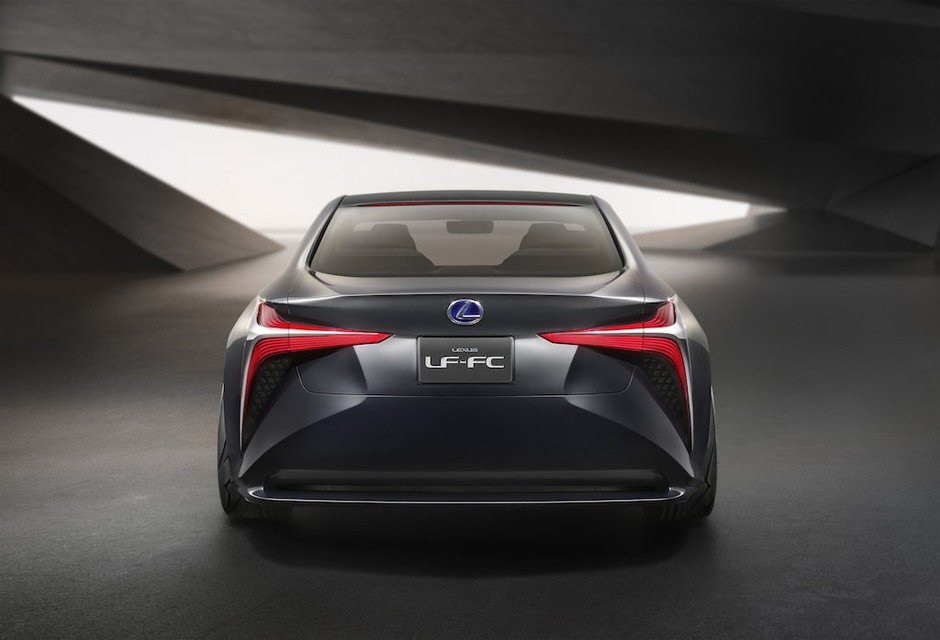 Lexus LF FC
