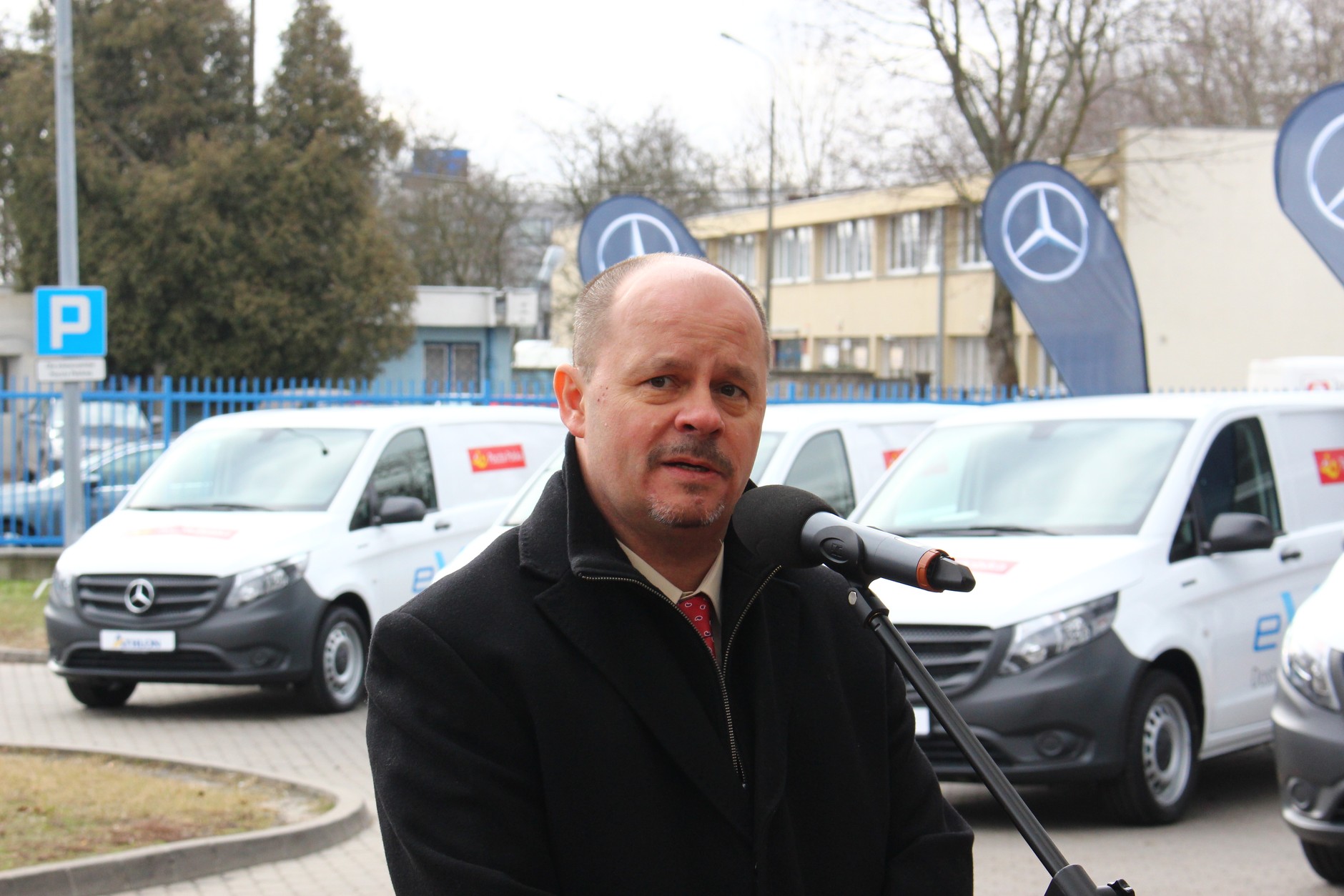 Poczta Polska testuje elektryczne dostawczaki