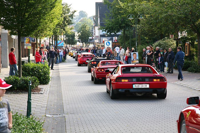 80 Ferrari, 1 miasto, multum wrażeń