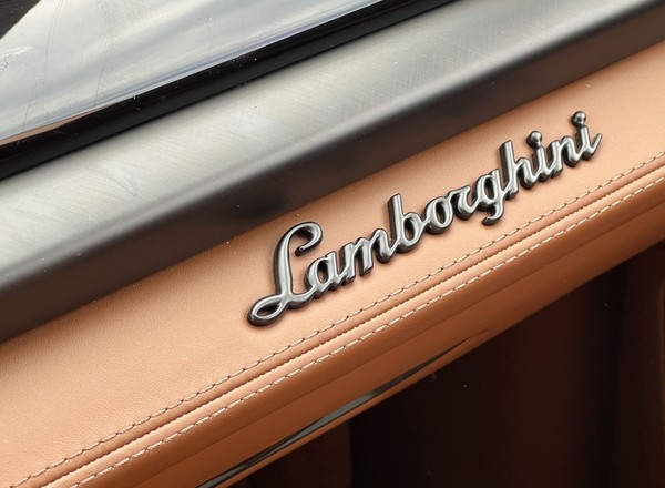 Elektryfikacja? Lamborghini postoi. Włosi opóźniają premierę pierwszego elektryka