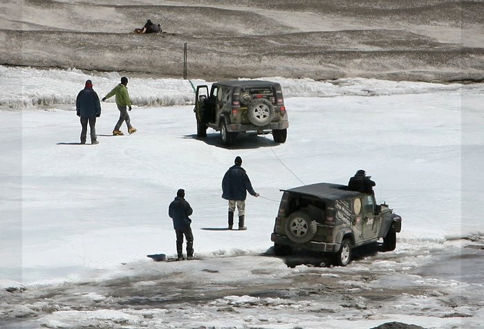 Jeepem Wrangler Unlimited Rubicon na wysokość 6646 m n. p. m.