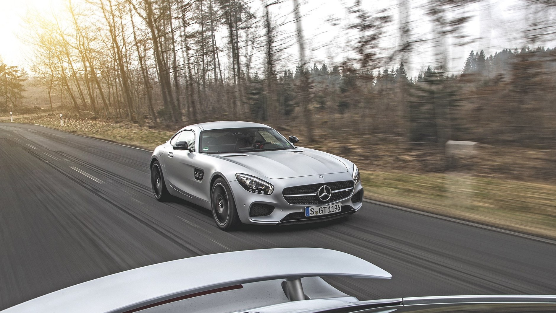 Mercedes-AMG GT S kontra Porsche 911 Turbo