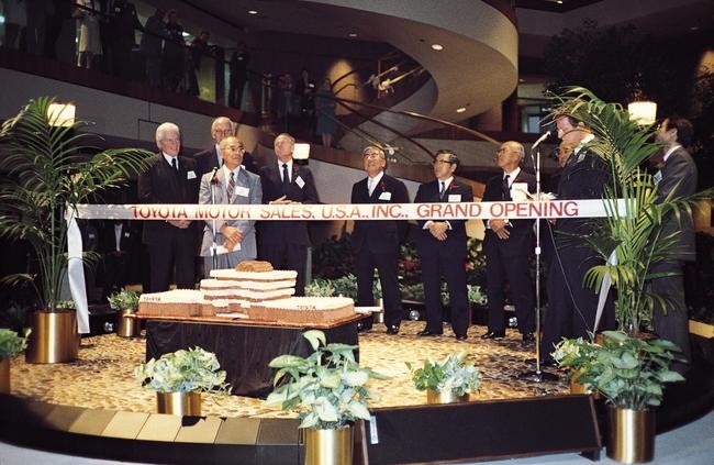 Toyota Motor Corporation obchodzi jubileusz 75 lecia - zdjęcia