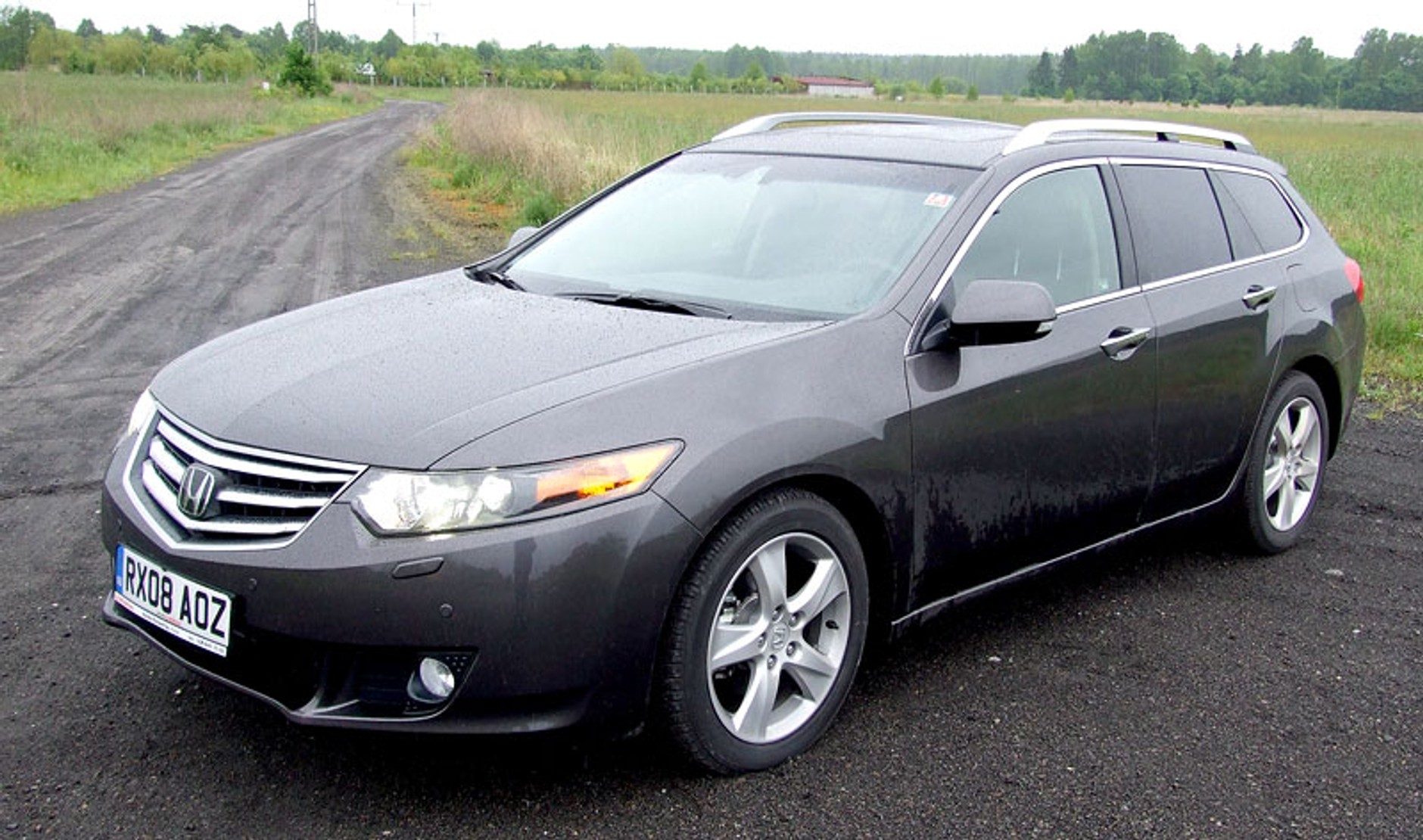 Honda: nowy Accord - dynamiczny i nowoczesny