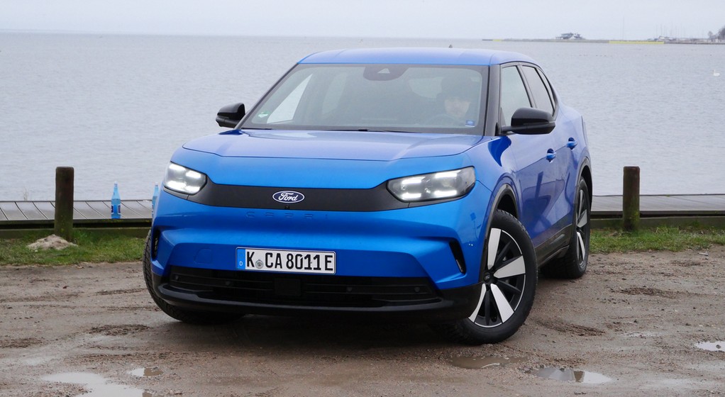Ford Capri 2025: wyłącznie elektryczny i z techniką Volkswagena. 