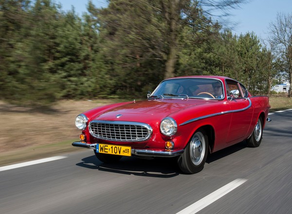 Volvo 1800 S - służbowe coupé Świętego