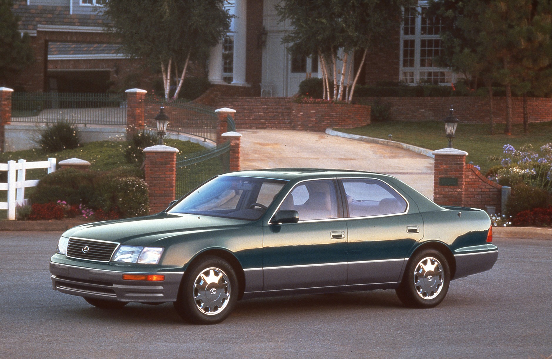 Lexus LS II 4.0