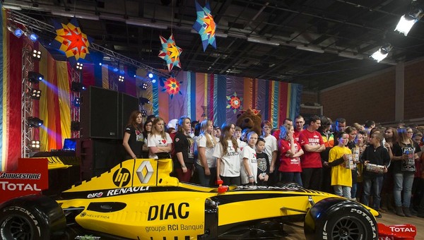 Bolid Formuły 1 dla WOŚP