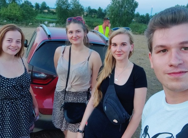 Zrobiłem z Hondy Jazz małą ciężarówkę. Tak jechałem na Pol'and'Rock Festival