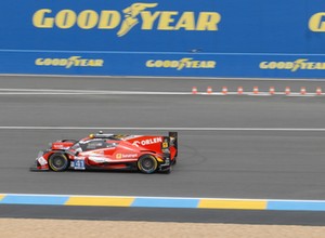 Wystartowało 24h Le Mans. Tuż przed wyścigiem zdążyliśmy zajrzeć do alei serwisowej [WIDEO]