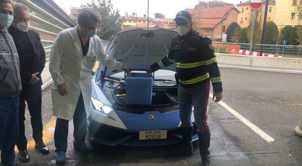 Policyjne Lamborghini uratowało dwa życia. Tu liczyła się wysoka prędkość