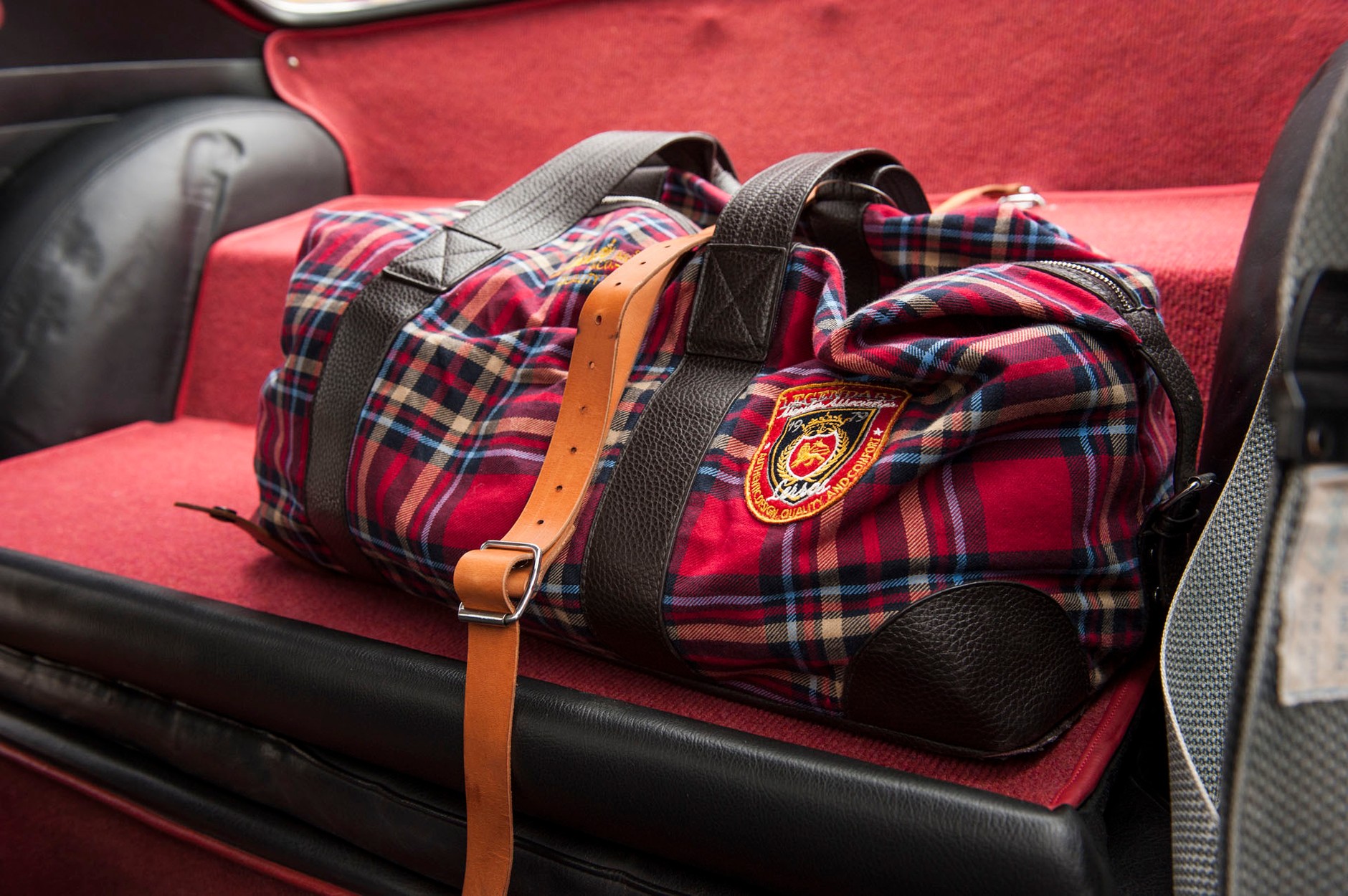 Volvo 1800 S - służbowe coupé Świętego