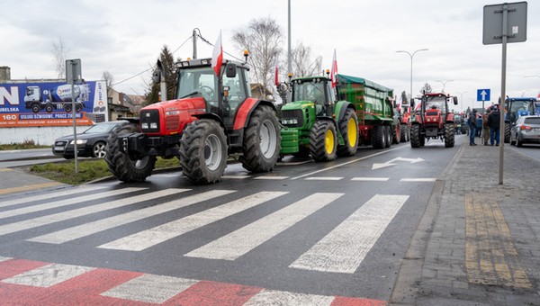 Rolnicy znowu blokują drogi. Gdzie występują utrudnienia?