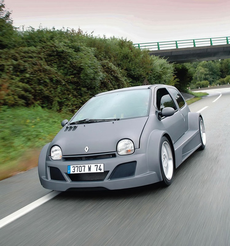 Lazareth Twingo V8 Trophy: mały dziwoląg