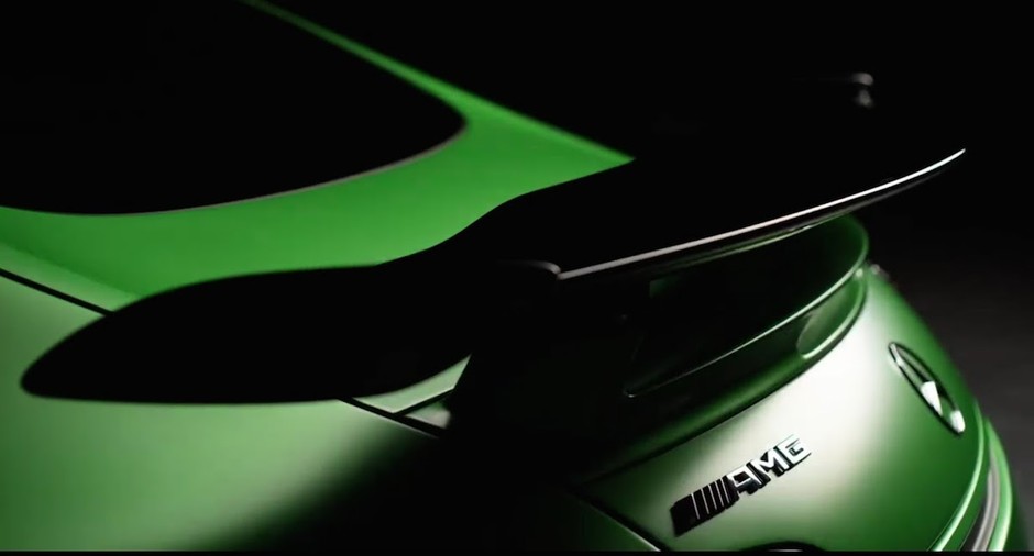 Mercedes-AMG GT R