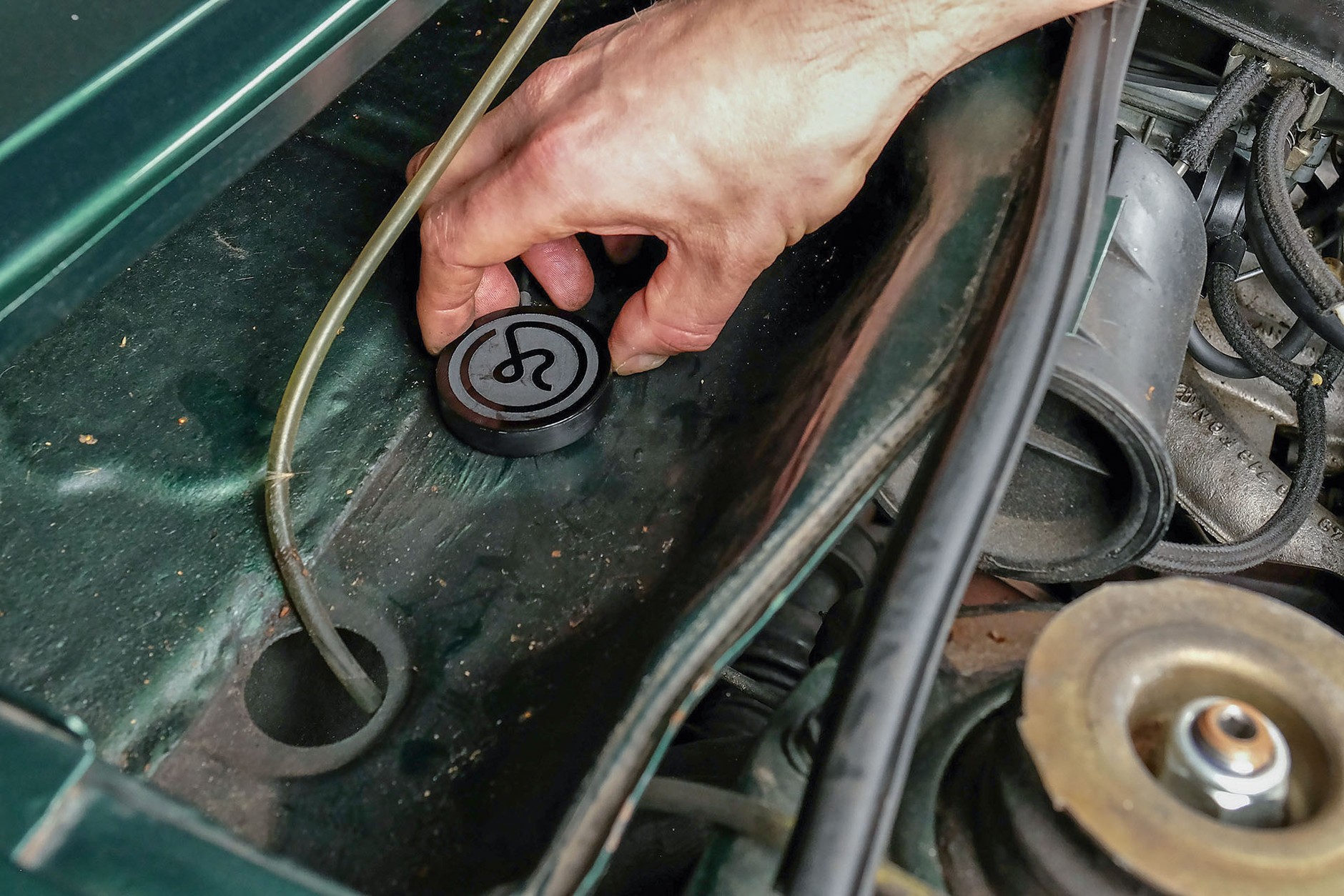 Jak zamontować OBD do starszego auta. Propozycja dla właścicieli oldtimerów