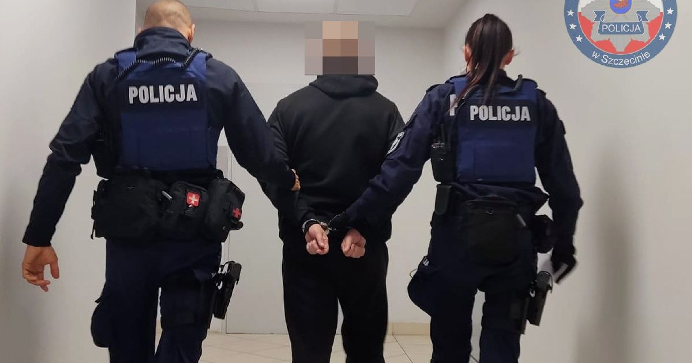 Policja zatrzymała agresywnego 46-latka, który zaatakował taksówkarza