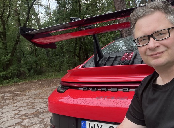 Wystawiłem się na działanie Porsche 911 GT3 RS. Nie sądziłem, że za 1,7 mln zł można mieć tyle dyskomfortu